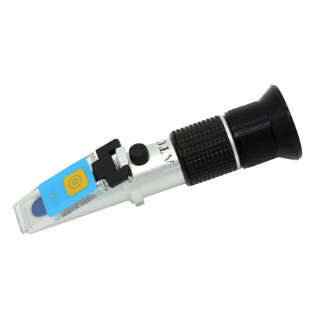 Réfractomètre à LED avec liquide d’étalonnage Réfractomètre à LED avec liquide d’étalonnage